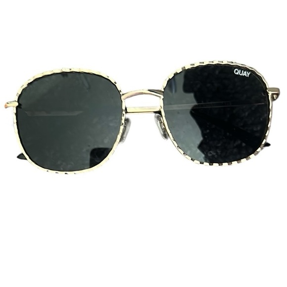 Quay Australia Gold and Black Sunglasses - Picture 1 of 8